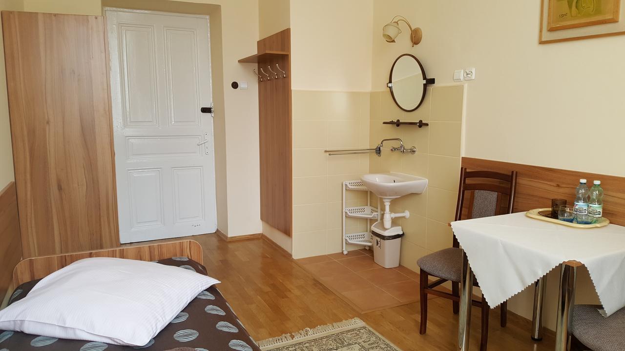 Stary Dom Zdrojowy Hotell Krynica Zdroj Eksteriør bilde