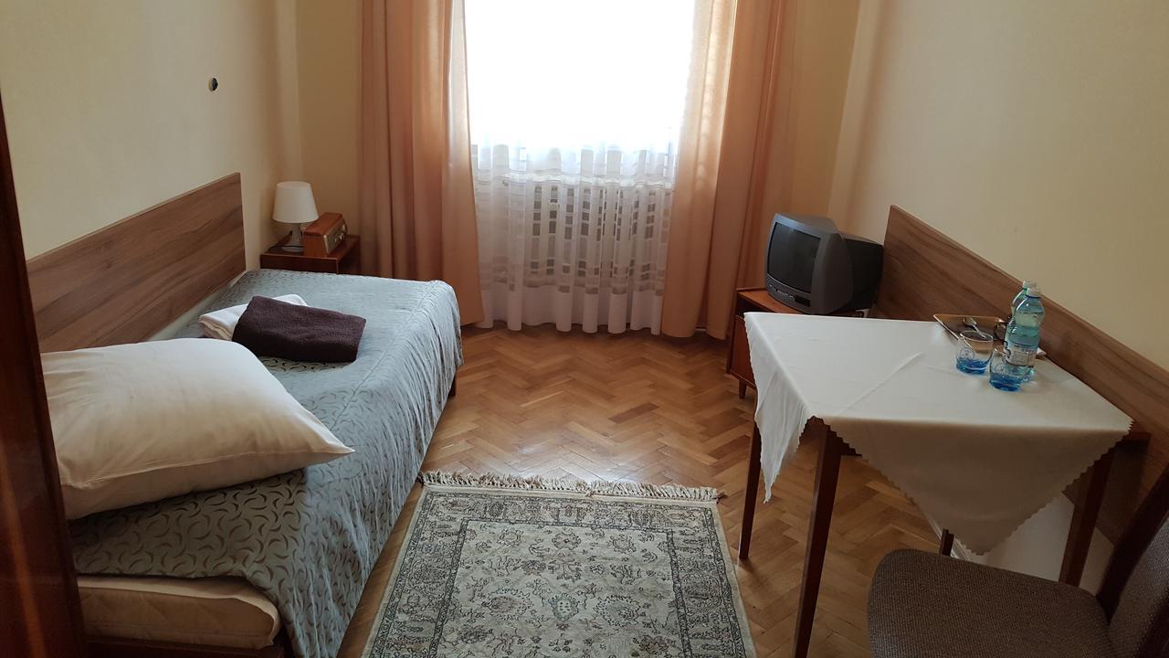 Stary Dom Zdrojowy Hotell Krynica Zdroj Eksteriør bilde