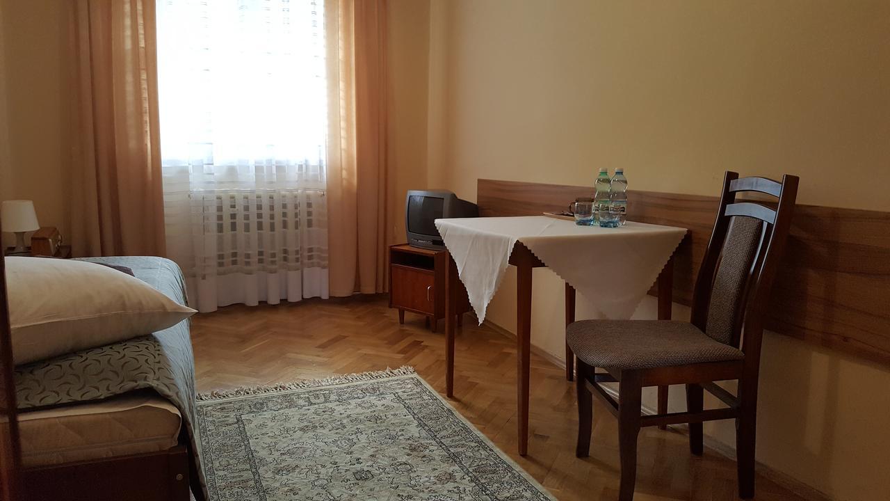 Stary Dom Zdrojowy Hotell Krynica Zdroj Eksteriør bilde